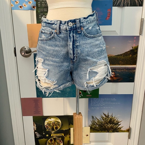 High rise mom short - Picture 2 of 2